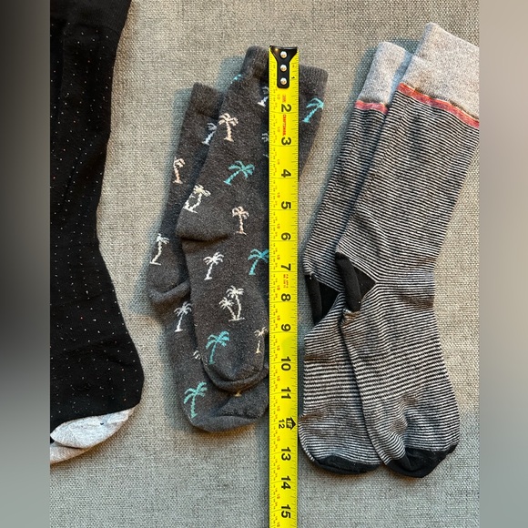 Assorted Patterned Men's Socks - Picture 4 of 6